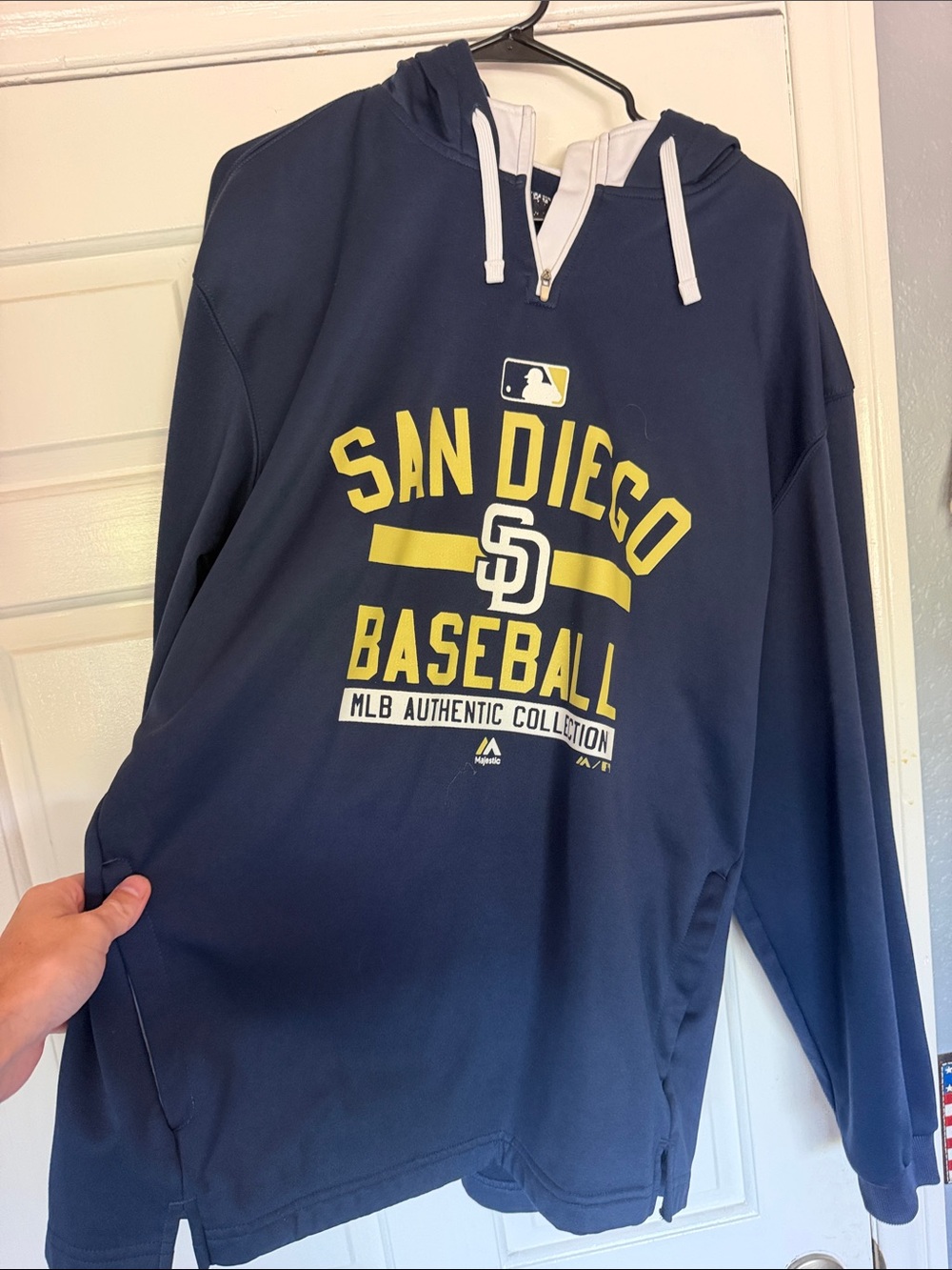 Majestic Navy and Yellow San Diego Baseball Zip-Up Sweater